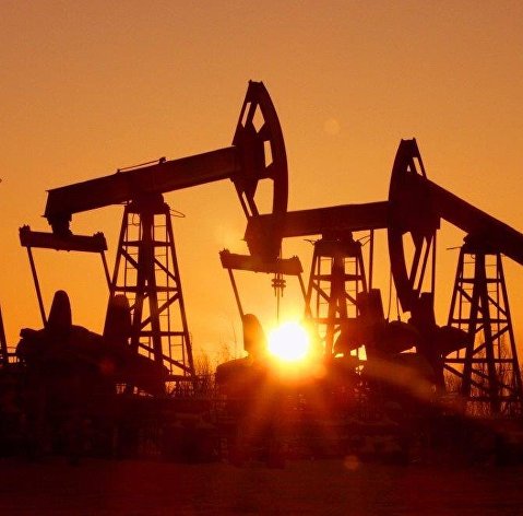Запасы нефти в США за неделю увеличились до исторического рекорда в 538,1 млн баррелей