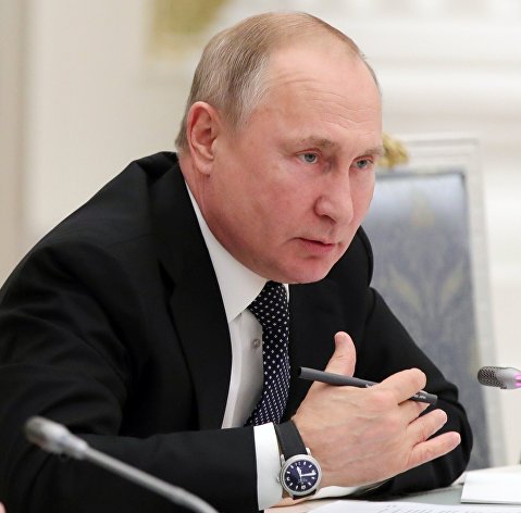 Путин поручил выделить регионам помощь в 200 млрд рублей